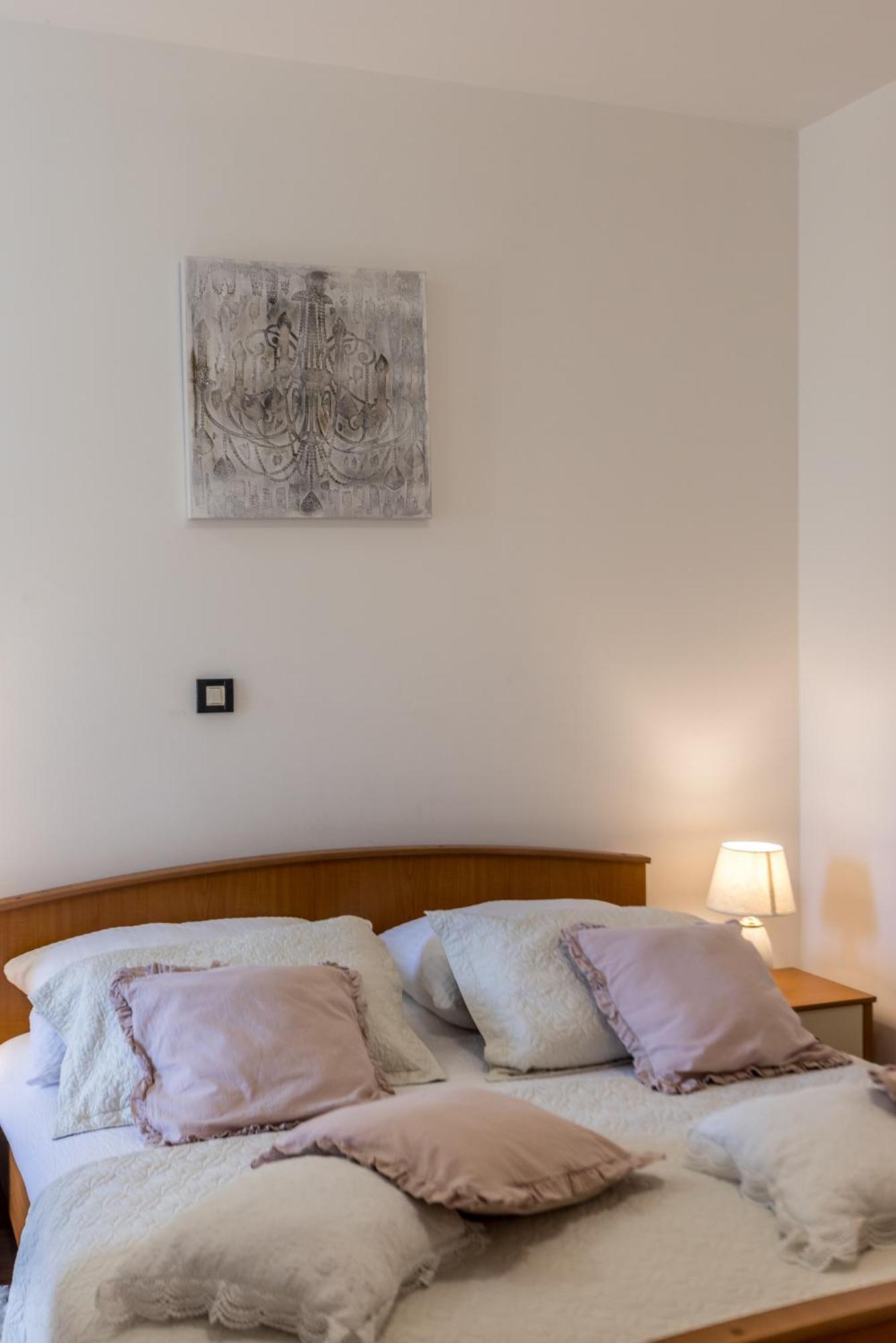 Apartment Split Karoglan Экстерьер фото